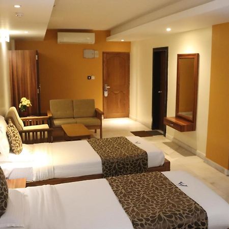 Hotel Madhuvan Serai Manipal Kültér fotó