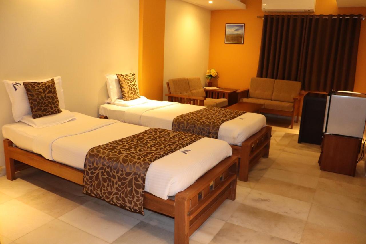 Hotel Madhuvan Serai Manipal Kültér fotó