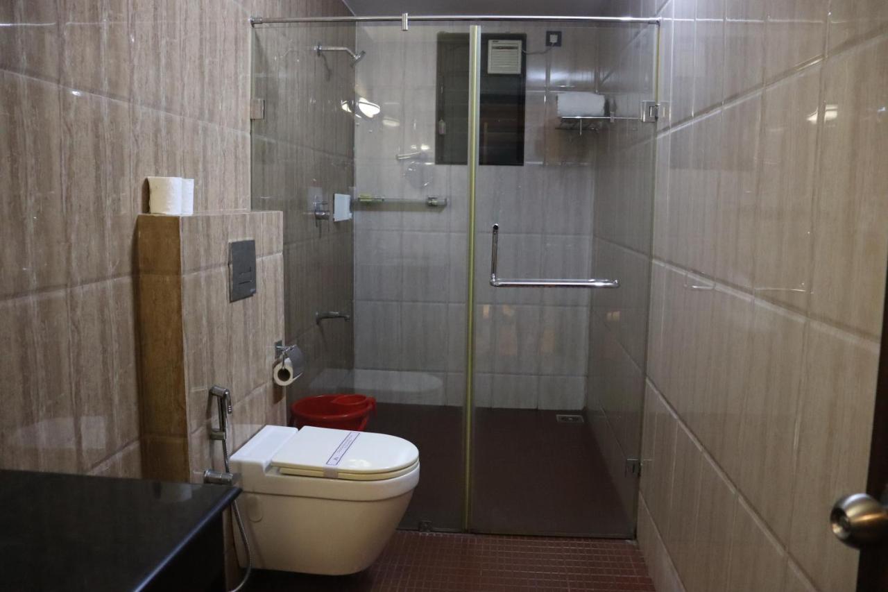 Hotel Madhuvan Serai Manipal Kültér fotó