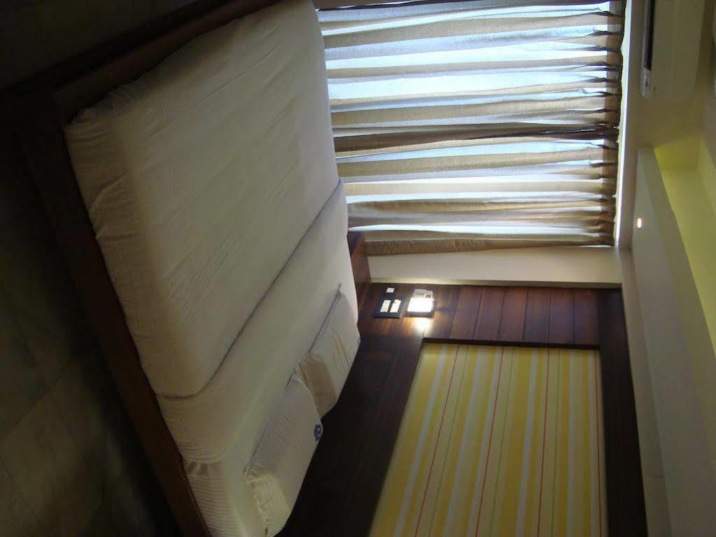 Hotel Madhuvan Serai Manipal Kültér fotó