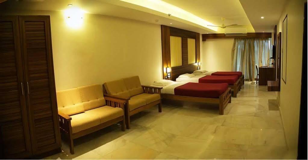 Hotel Madhuvan Serai Manipal Kültér fotó