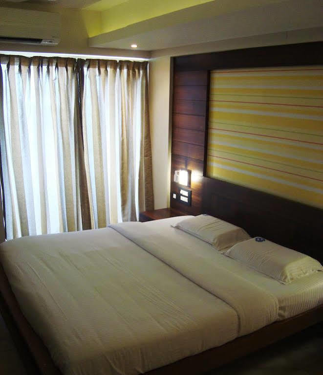 Hotel Madhuvan Serai Manipal Kültér fotó